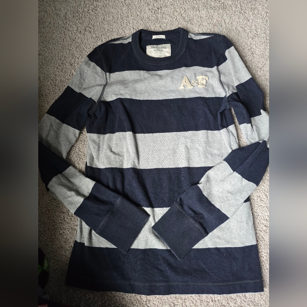 Abercrombie & Fitch M Navy Gray Striped Logo Sweater